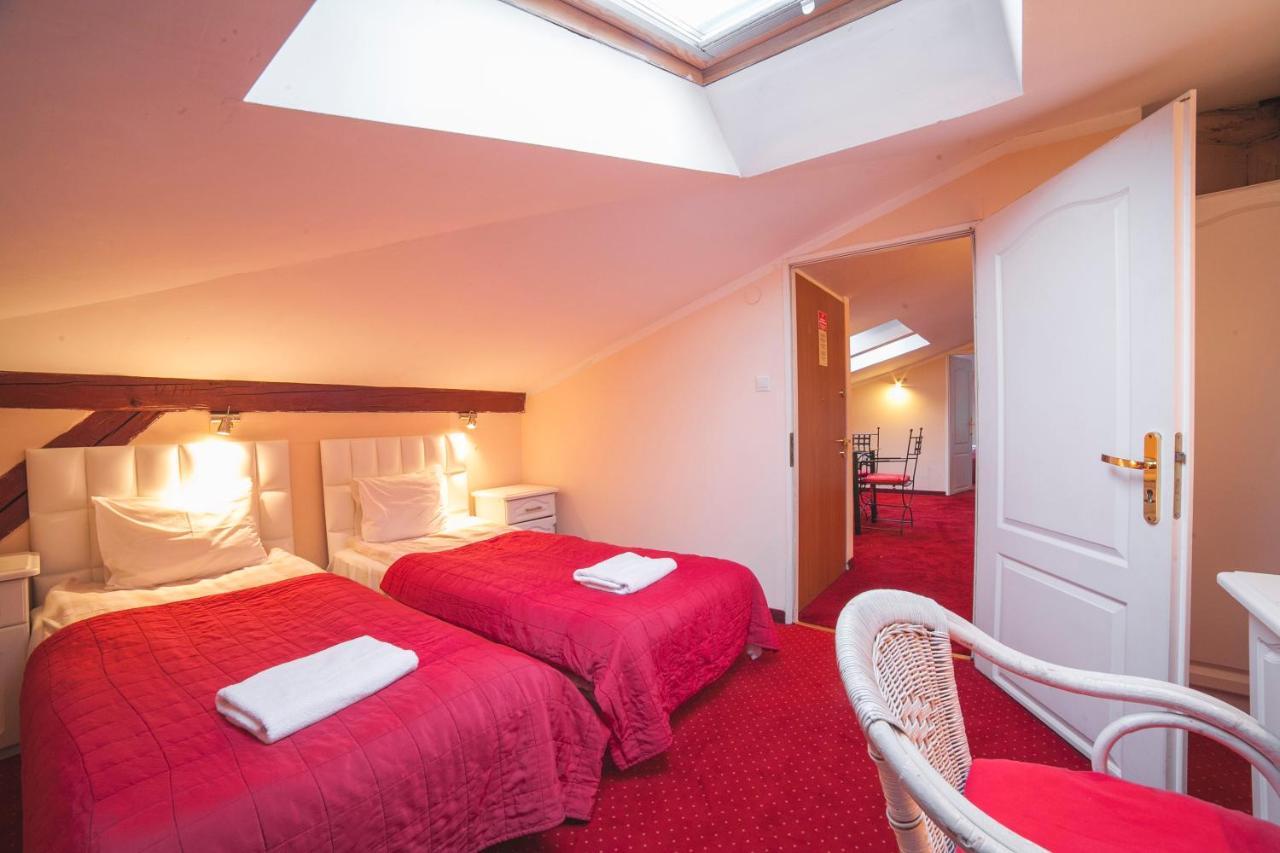 La Fontaine Hotel apartamentowy 2*